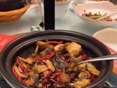 -饭怕鱼·黄焖鲟龙鱼(湖大店)