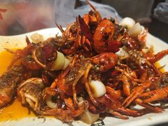-巴厘龙虾·榜首油焖大虾(音乐学院·沿江酒馆店)