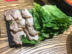 菜包肉-吴草鸡爪오초닭발韩食堂(融恒盈嘉中心店)