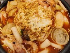 -贵宾庄炸酱面·韩式料理(高区店)