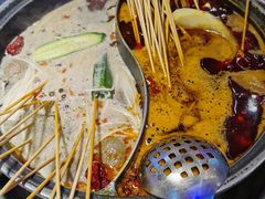 -钢管厂五区小郡肝串串香(蜀都万达店)