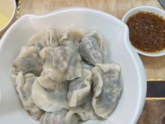 香茜马蹄鲜肉饺-聚荣饺子店