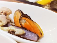 -樾餐厅泰式海鲜火锅(民歌湖店)