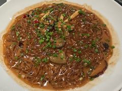 沙蒜烧豆面-新荣记(BFC外滩金融中心店)
