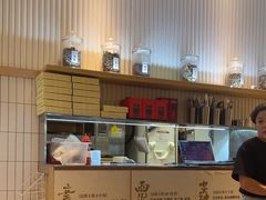 -必胜客(WOW昙华林店)
