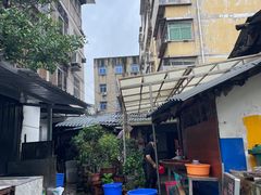 -老鼓楼麻辣烫夹馍