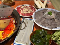 -周小明火锅(黑金冠社区店)