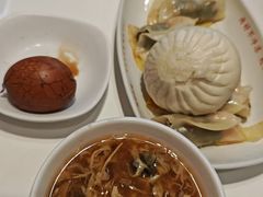-南城香·饭香串香馄饨香(花园北路店)