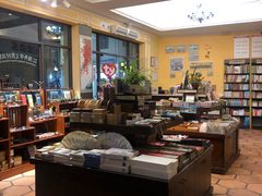-新华书店(龙头路店)