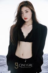 -onlygirl摄影美学馆高端定制(江滩店)