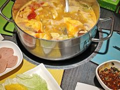 -四季喧黔味豆米火锅(万达广场店)
