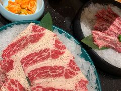 -韩烧牛中牛·甄选黑牛烤肉(黑金店)