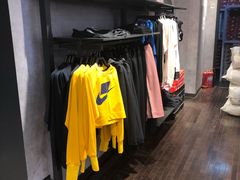 -NIKE KICKS LOUNGE体验店(北京新中关店)