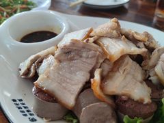 -鸿运美食府