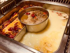 麻辣锅底-巴奴毛肚火锅(商城路店)