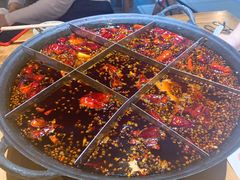 -白乐天毛肚火锅馆(解放碑店)