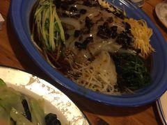 -闯关东东北农家菜(崂山石老人店)