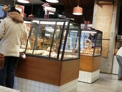 -Dough&Joe团憩(瑞虹天地月亮湾店)