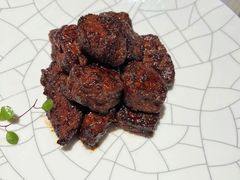 沪市牛肉粒-屋里厢上海菜馆