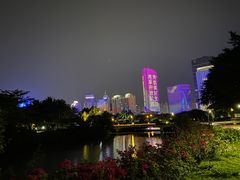 -万绿园
