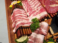 -轻烧烤肉(光谷步行街店)