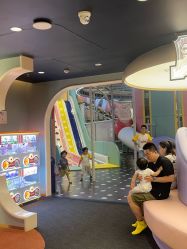 -奈尔宝·国风主题儿童乐园·亲子餐厅(豫园商城店)