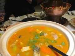云南特色酸汤鱼-滇越乘象云南餐厅(豆各庄店)