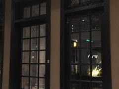 -星巴克(广州中华广场B1层店)