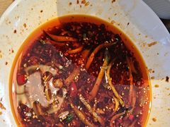 -严记小天府酸菜鱼(西四路店)