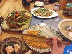 -郑件洋芋饭庄