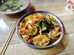 螺蛳粉-螺满地螺丝粉