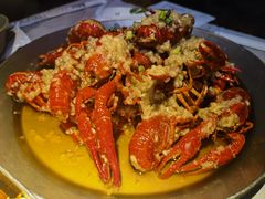 -巴厘龙虾·榜首油焖大虾(音乐学院·沿江酒馆店)