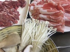 鲜羊肉-清真穆记涮羊肉老味铜锅烧烤涮