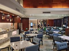 -华强广场酒店-椰香高空自助餐厅
