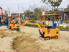 -季高兔窝窝亲子园(上海薰衣草公园店)