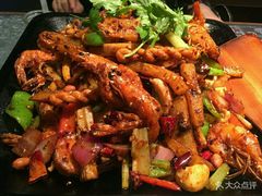 -炭舍干锅·烤鱼(扬名广场店)