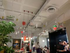 大堂-必胜客(百联又一城店)