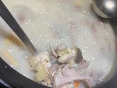 -大匠工房古船木艺术餐厅·猪肚鸡专门店(长白仙岛店)