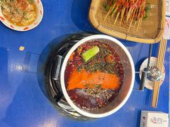 -马路边边麻辣烫联盟路店