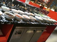 -牛村来人潮汕牛肉火锅(西单店)