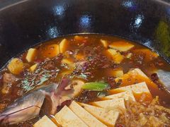-哈尔滨烧烤·山河村铁锅炖(交大店)