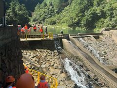 -安吉龙王山峡谷漂流