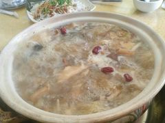 -东巴谷野生菌火锅餐厅