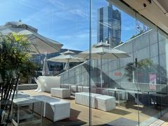 -UNI UNI(环亚凯瑟琳店)