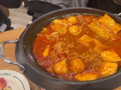 -WOW LUCKY创意韩料(龙阳广场店)