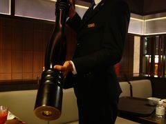 -海派悦庭·海胆烧麦·新融合菜(凯德广场店)