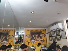 大堂-无影脚佛山陈氏盲公丸始创店(飞鸿街店)