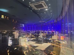 -云顶旋转自助景观餐厅