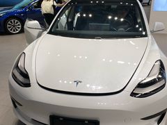-TESLA 特斯拉(上海太古汇体验店)