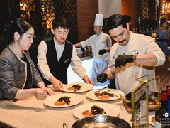 -青岛香格里拉·鱼跃地中海西餐厅